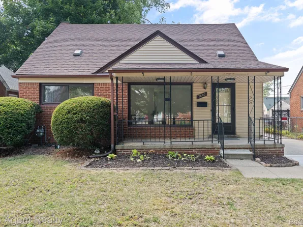 7800 Polk St, Taylor, MI 48180