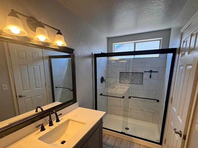 5602 W Yucca St — Photo 14