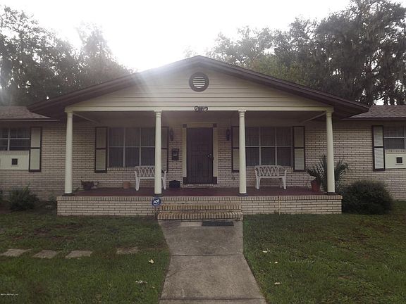 3rd image of 10249 Depaul Dr