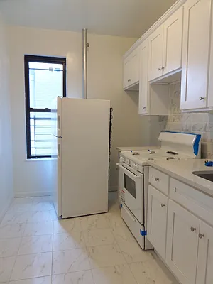 Rented by Meridian Properties | media 10