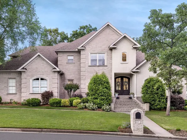 120 Courts Ln, Little Rock, AR 72223