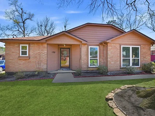 1722 Rebecca Ln, Conroe, TX 77301