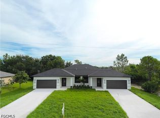 2404 Dickens Ave N, Lehigh Acres, FL 33971