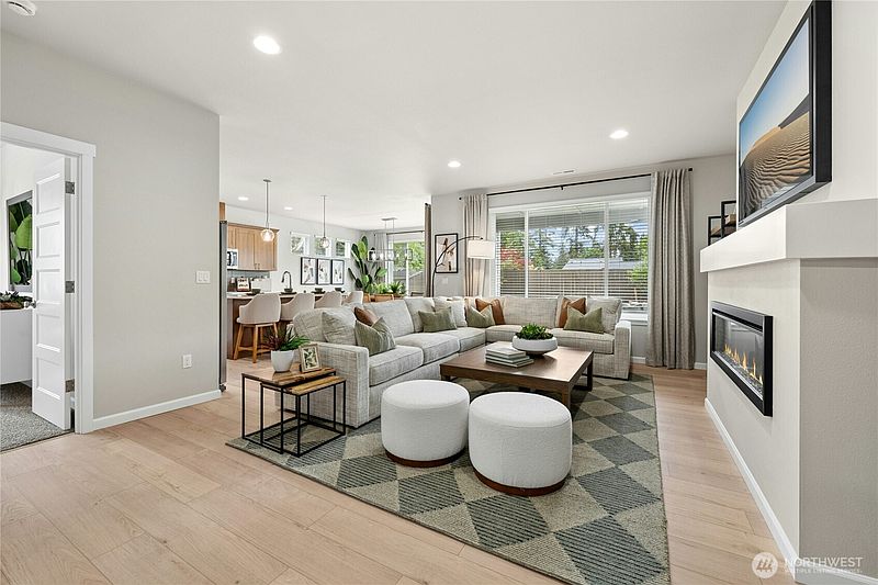 4th image of 14715 18th Avenue S