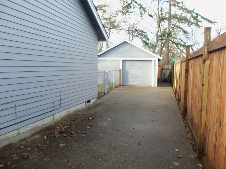 1st image of 10710 9th Avenue Ct S