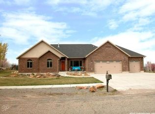 395 N 575 E, Hyde Park, UT 84318