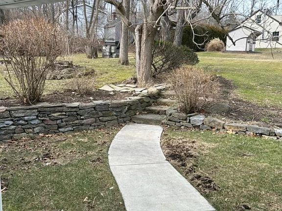 4th image of 487 Church Rd