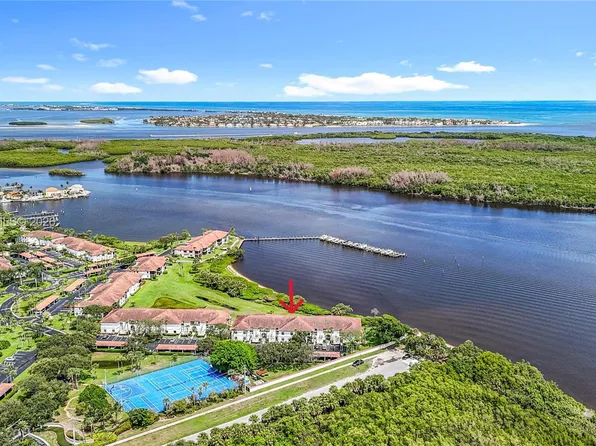 6082 SE Landing Way APT 11, Stuart, FL 34997