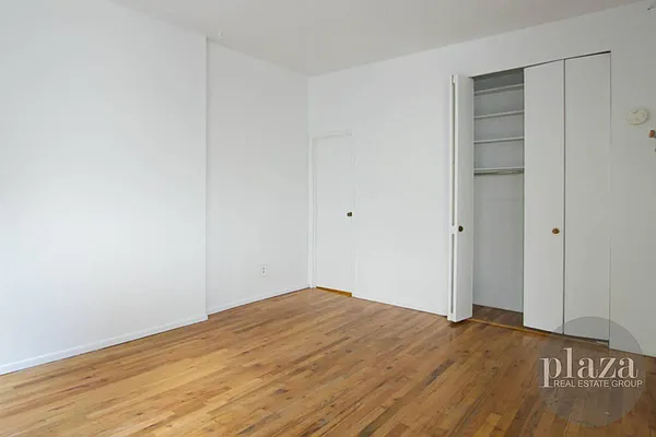 Rented by Plaza Real Estate Group | media 40