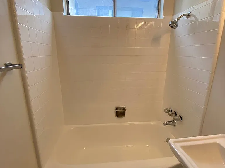 731 — Photo 21