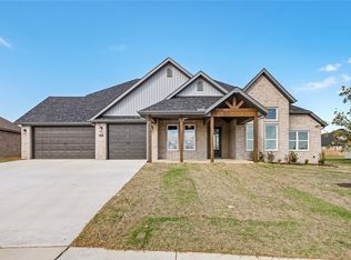 220 Ambry Loop, Centerton, AR 72719