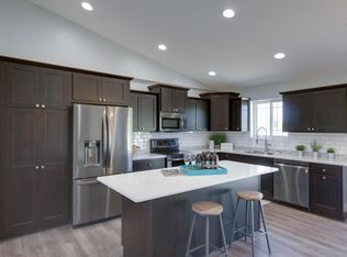 6033 Balsam Rd NW, Bemidji, MN 56601