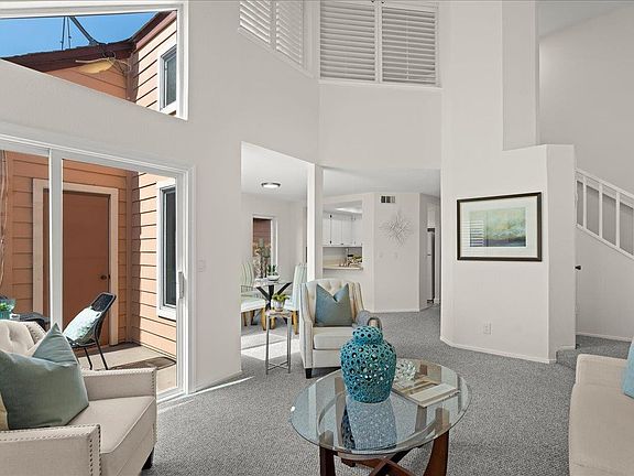 5th image of 5374 Borneo Cir