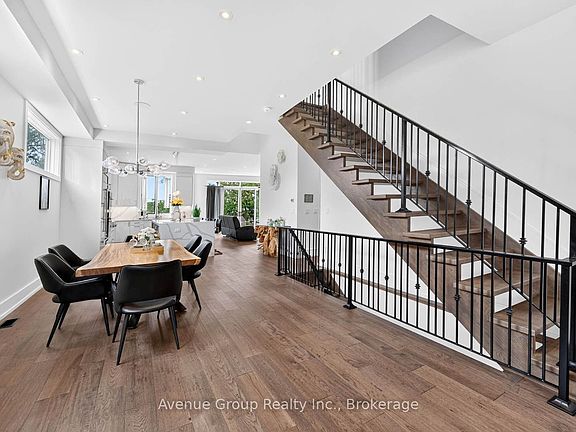 3rd image of 33 Cartwright Ave