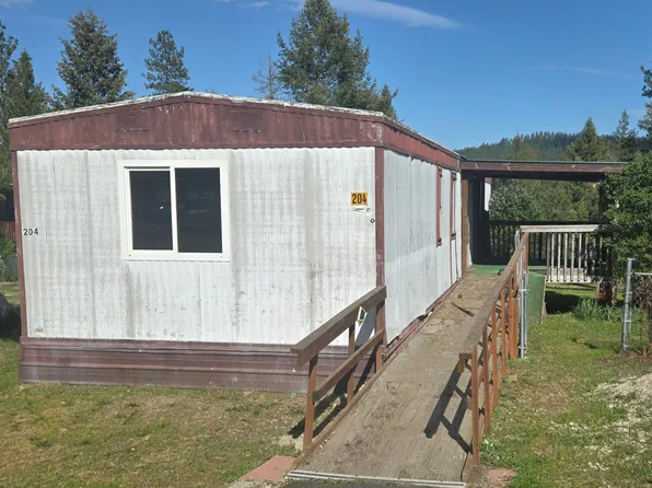35312 N Newport Hwy Trailer 209, Chattaroy, WA 99003