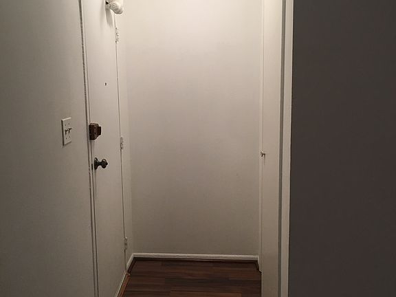 3rd image of 4959 Americana Dr APT 103