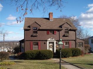 376 Ridge Rd, Wethersfield, CT 06109