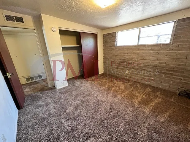 Conlee Lane — Photo 13