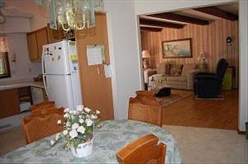 5th image of 2743 Minot Ln