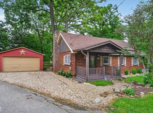 5587 Paradise Ct, Martinsville, IN 46151