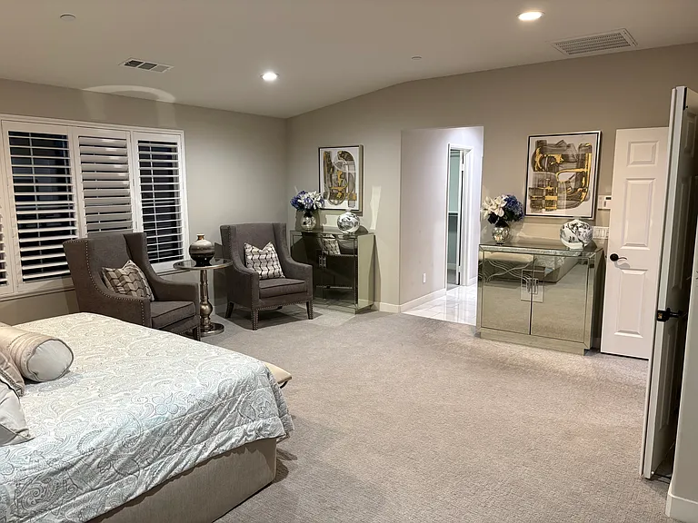 4631 Vahan Ct — Photo 30