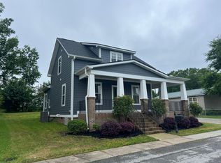 113 2nd St, Fountain Inn, SC 29644