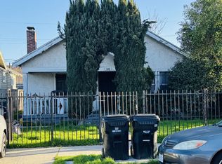 620 W 42nd Pl, Los Angeles, CA 90037