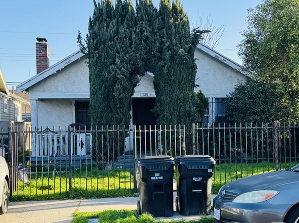 620 W 42nd Pl, Los Angeles, CA 90037