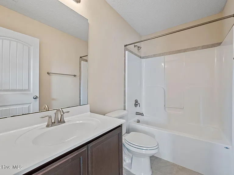 320 Aquamarine Cir — Photo 20