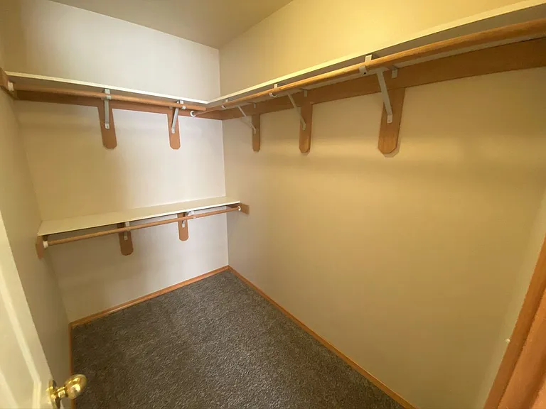 602 E Country Side Ave — Photo 16