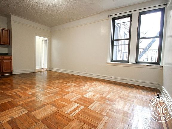 2nd image of 240 Crown St APT 4P