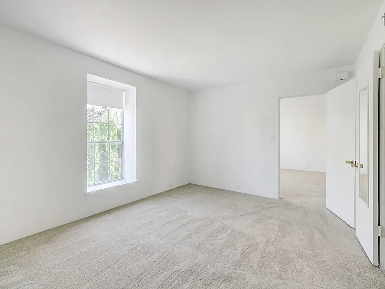 5353 Institute Ln #29 — Photo 11