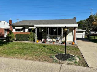 30762 Sutherland Ave, Warren, MI 48088
