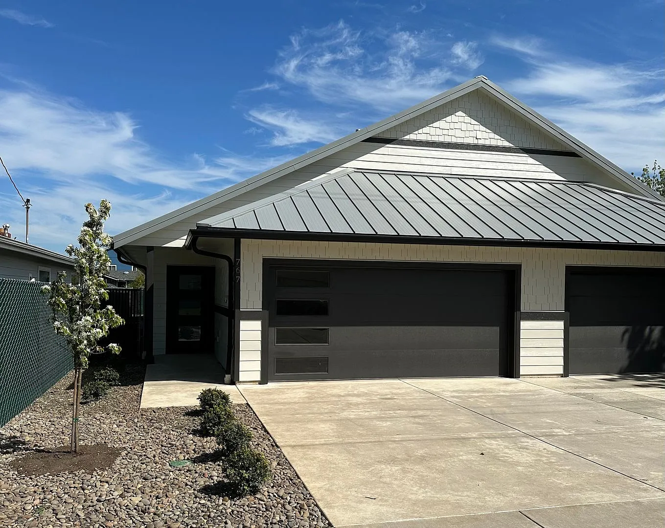 SD10th — Photo 1