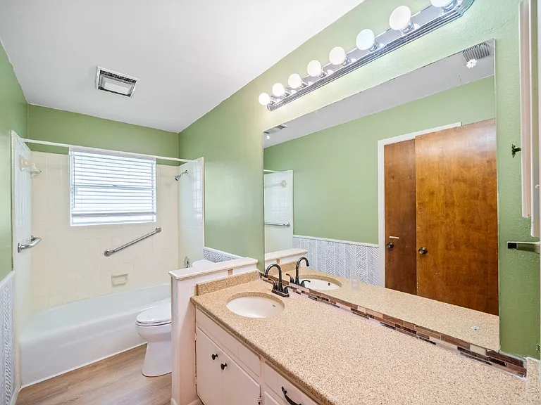 6015 Windhaven Dr — Photo 11