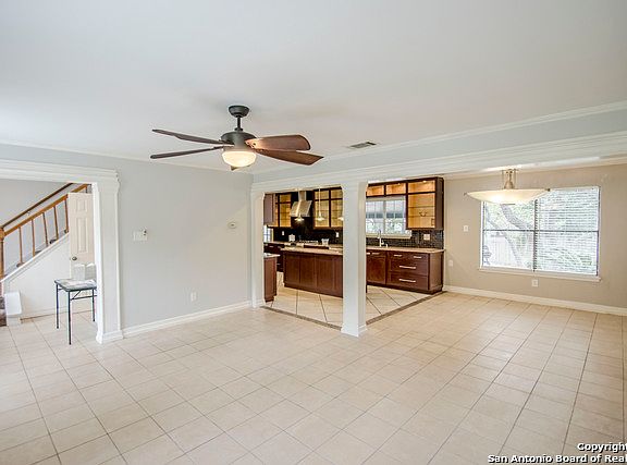 4th image of 7606 Hillcroft
