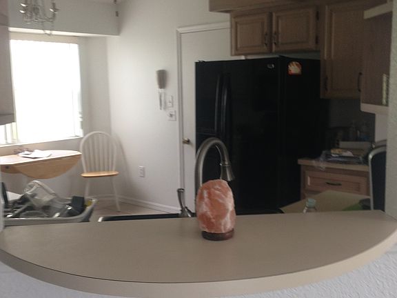 Counter from L.R. to kitchen