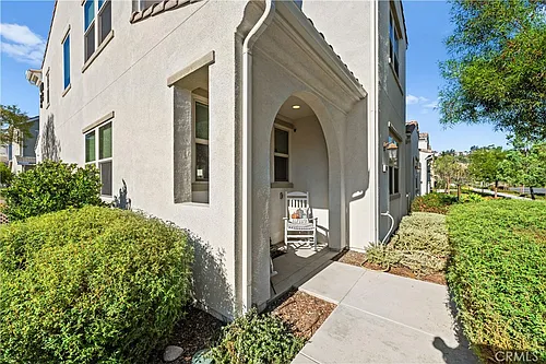 4260 Powell Way #101 Photo 1