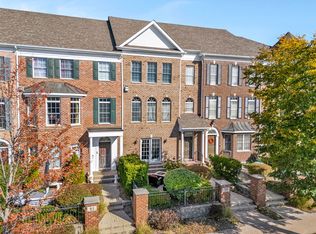 79 Spring Ave, Naperville, IL 60540