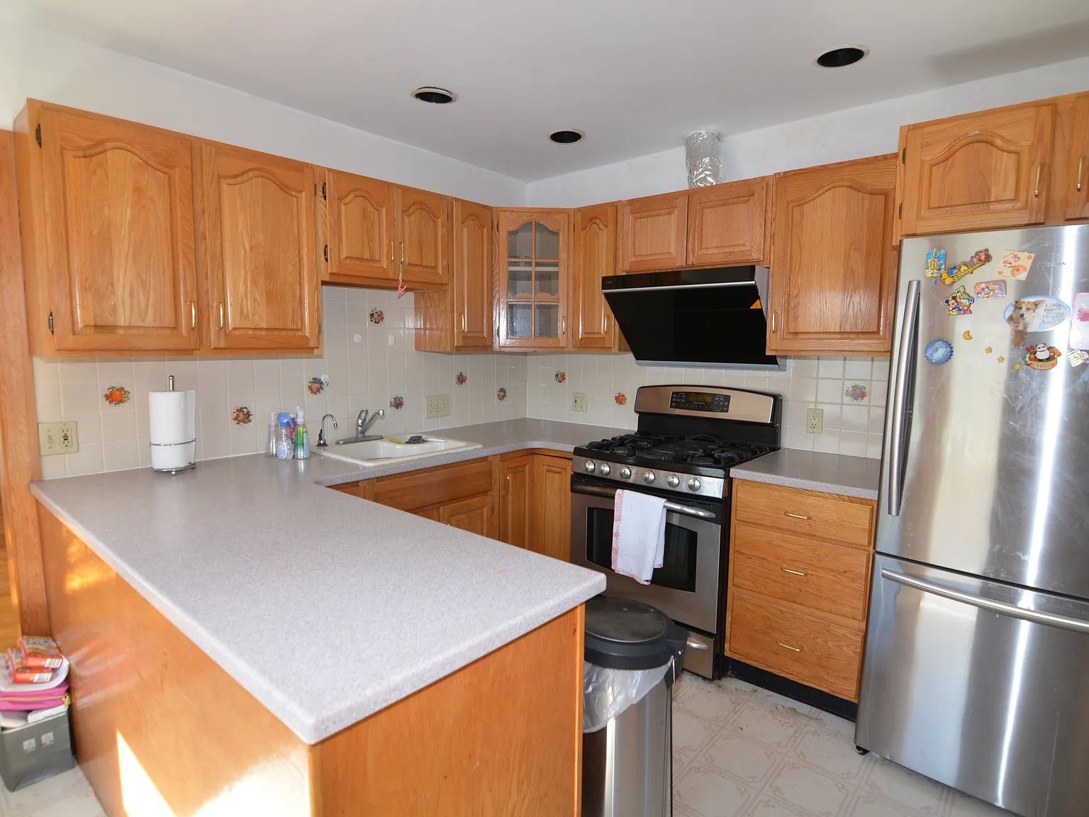 2 bed, 1100 sqft, $2,500 — Photo 2