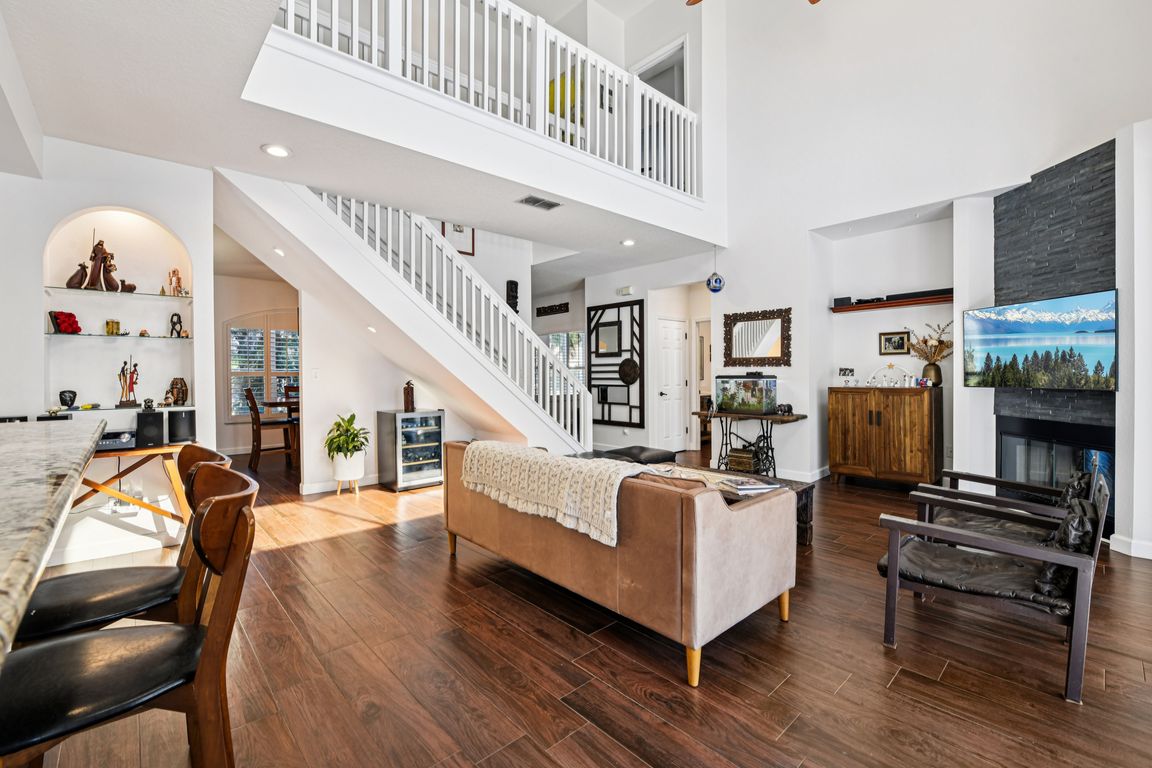 next background image