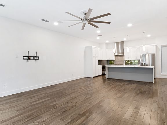 5th image of 4944 Camdale Ct