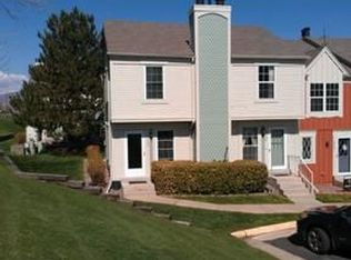 9756 W Cornell Pl, Lakewood, CO 80227