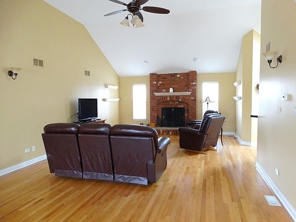 4th image of 16724 Karen Springs Dr