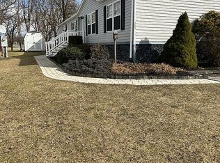 303 Dallas Dr, Grantville, PA 17028