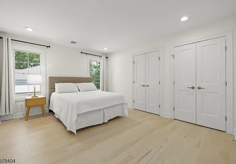 20 Woodfern Rd — Photo 35