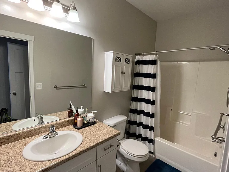 Main Bathroom