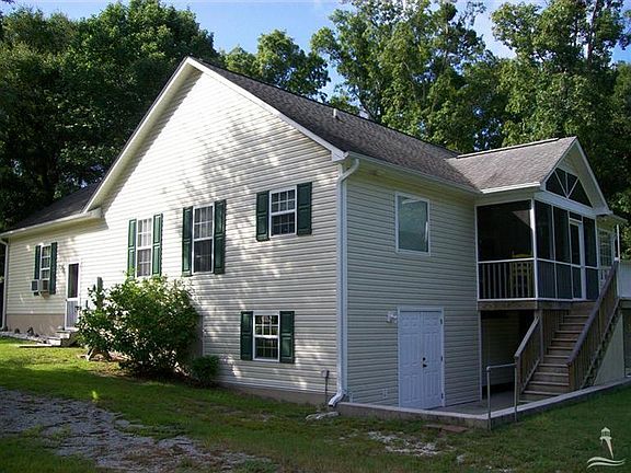 2nd image of 9084 Forest Dr