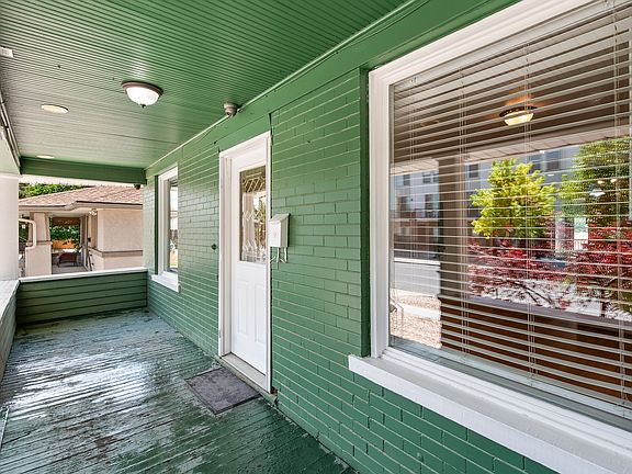5th image of 609 E Wilmington Ave