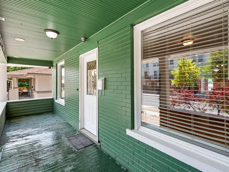 609 E Wilmington Ave — Photo 5
